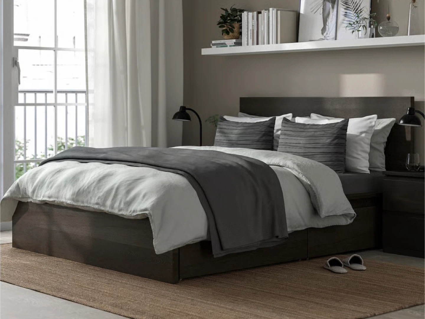 Free table chair with Queen Bed 4 storage boxes
