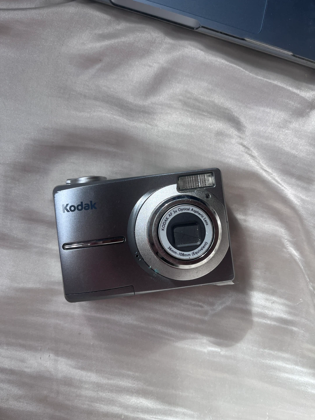 Kodak EasyShare C813 Digital Camera 🥕 - photo 4