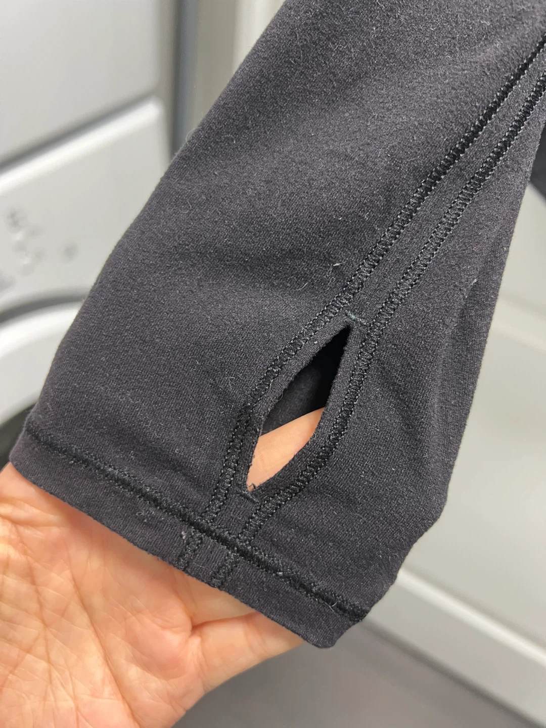 Lululemon Black Long Sleeve Top size 4 - photo 4