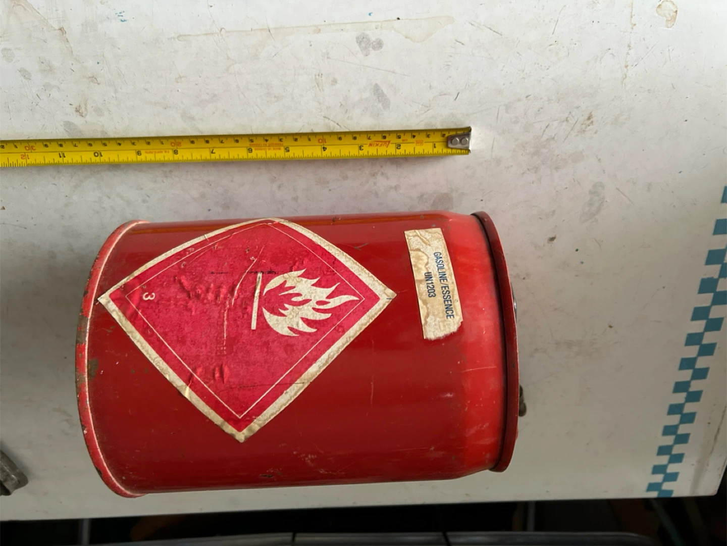 Vintage Red Metal Gasoline Essence Can - photo 2