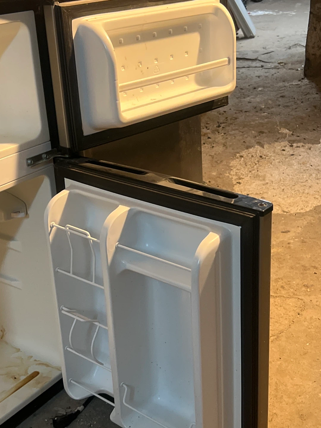 Frigidaire Mini Fridge - photo 2