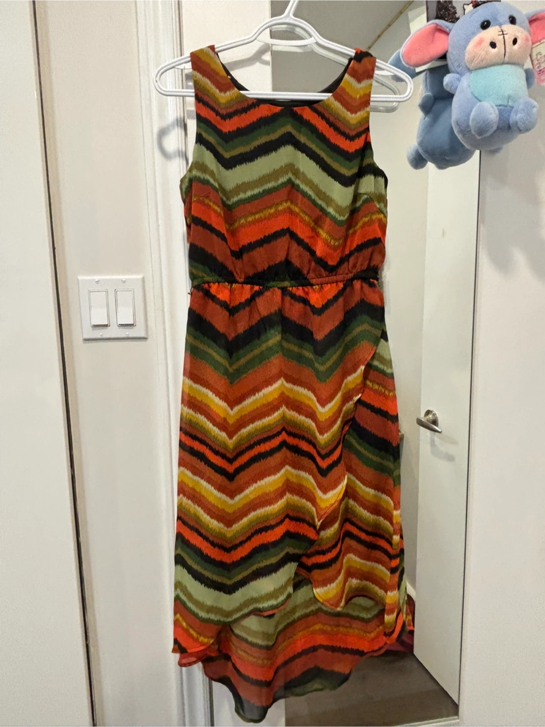 Women's Sleeveless Chevron Print Hi-Low Dress - photo 2