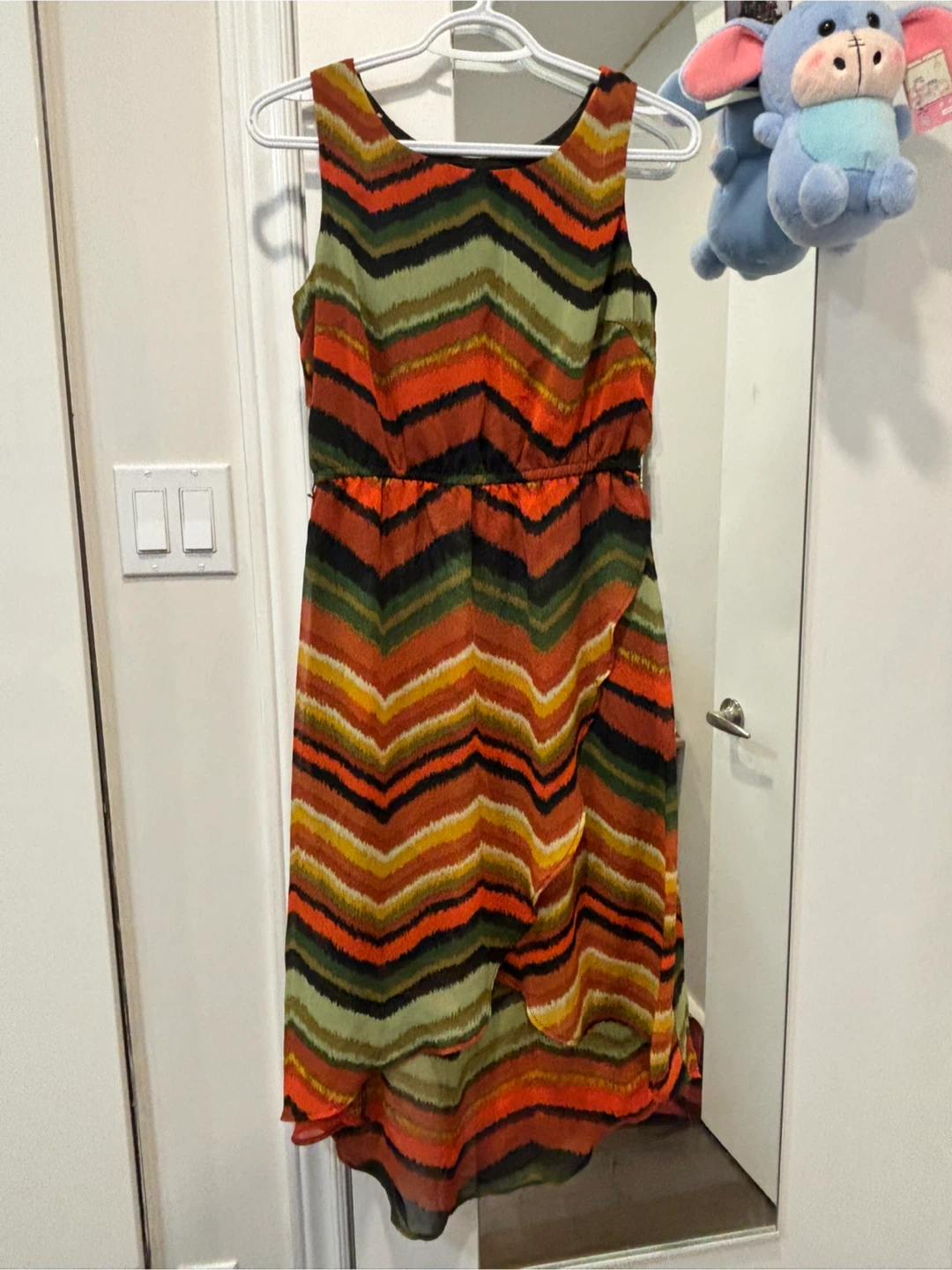 Women's Sleeveless Chevron Print Hi-Low Dress - photo 4