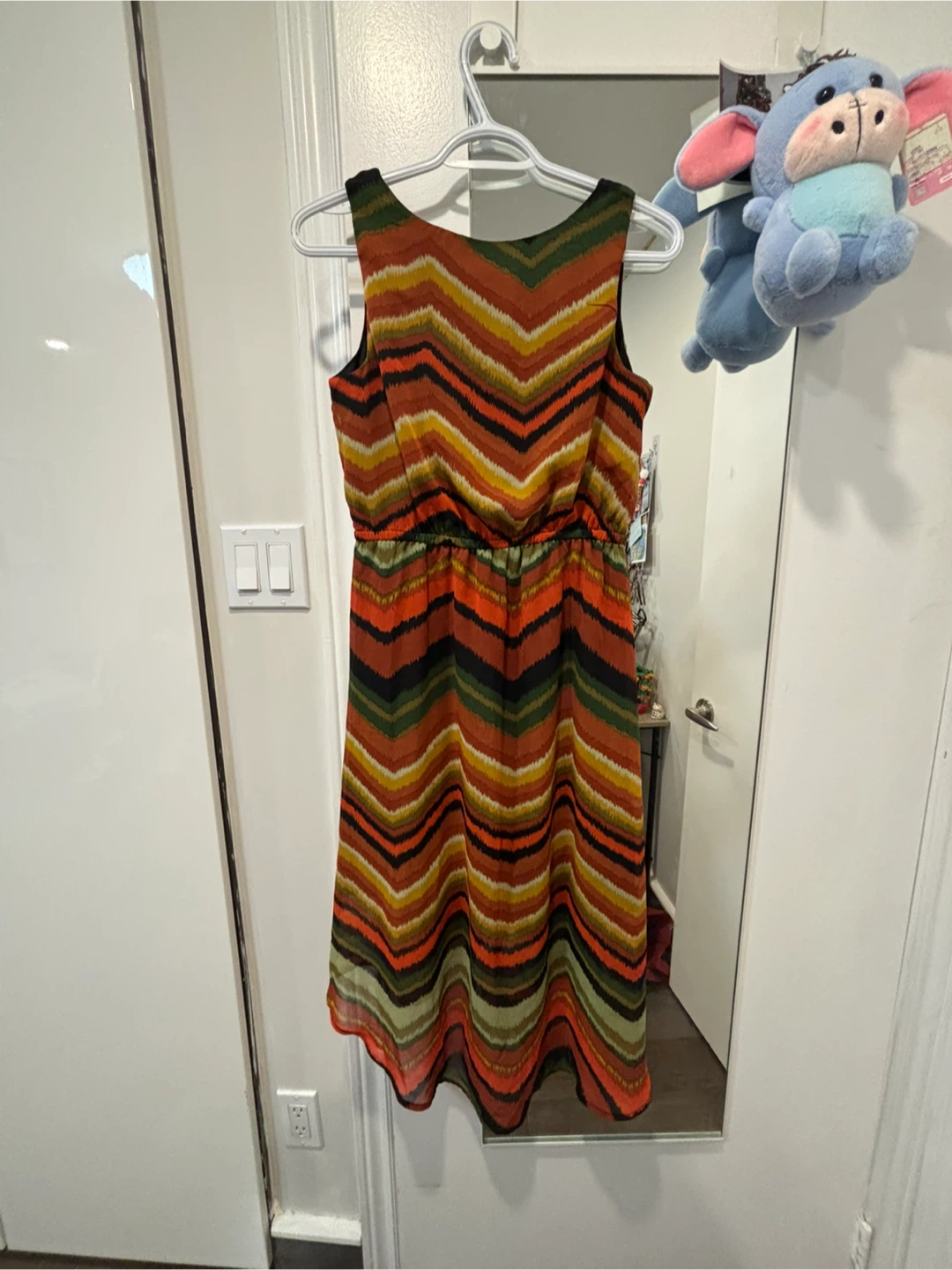 Women's Sleeveless Chevron Print Hi-Low Dress
