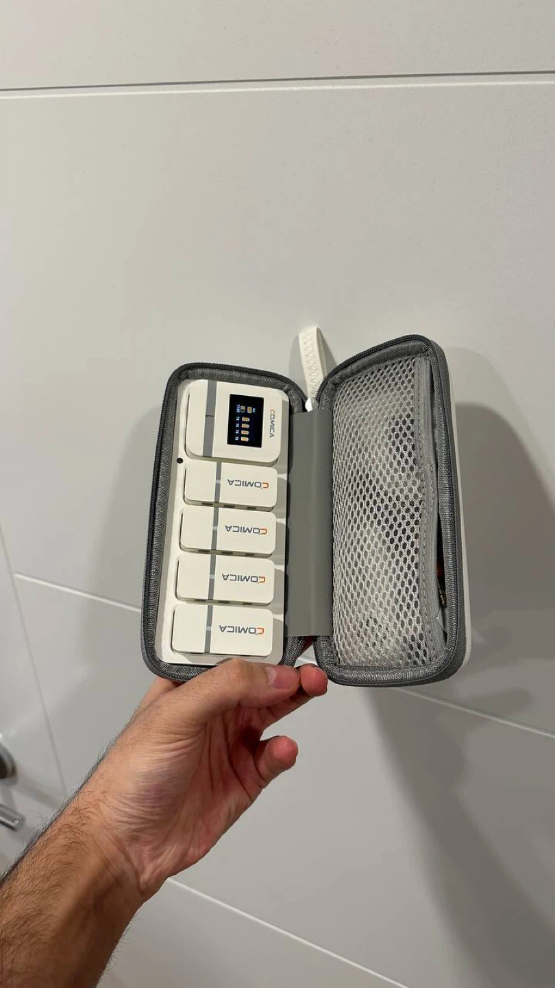 Comica Vimo Q 4 Channel Wireless Microphone