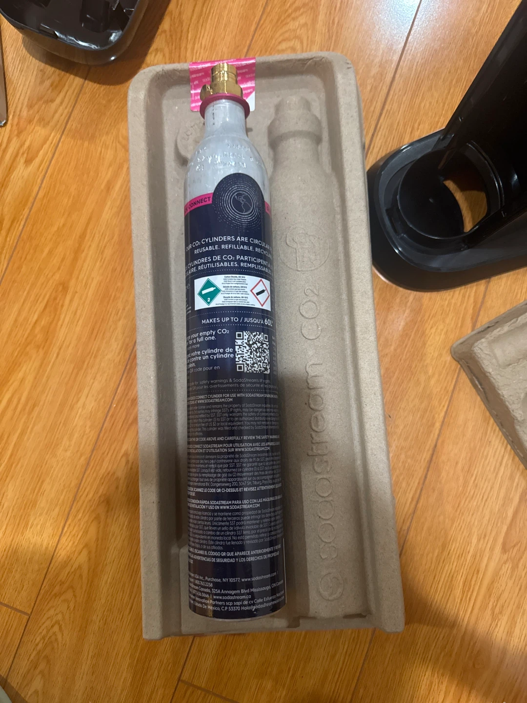 SodaStream Art Collection Sparkling Water Maker - Black - photo 4