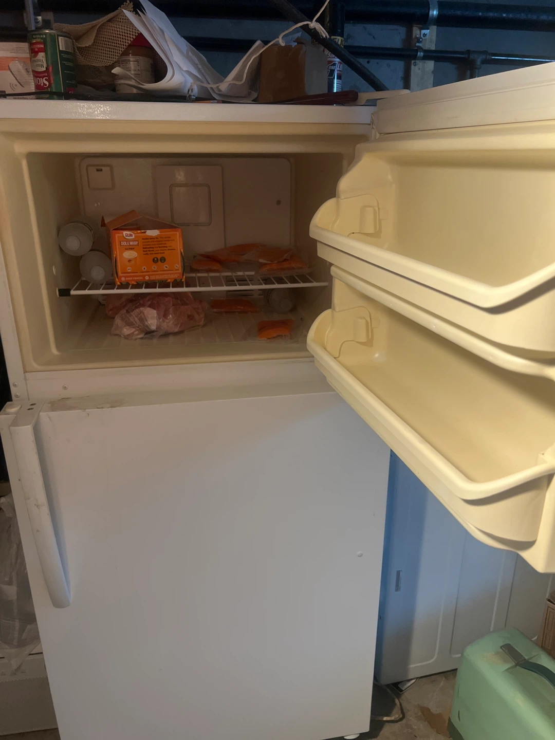 White Frigidaire Refrigerator - photo 3