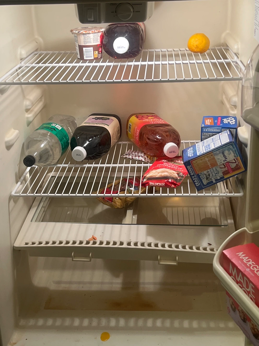 White Frigidaire Refrigerator - photo 4