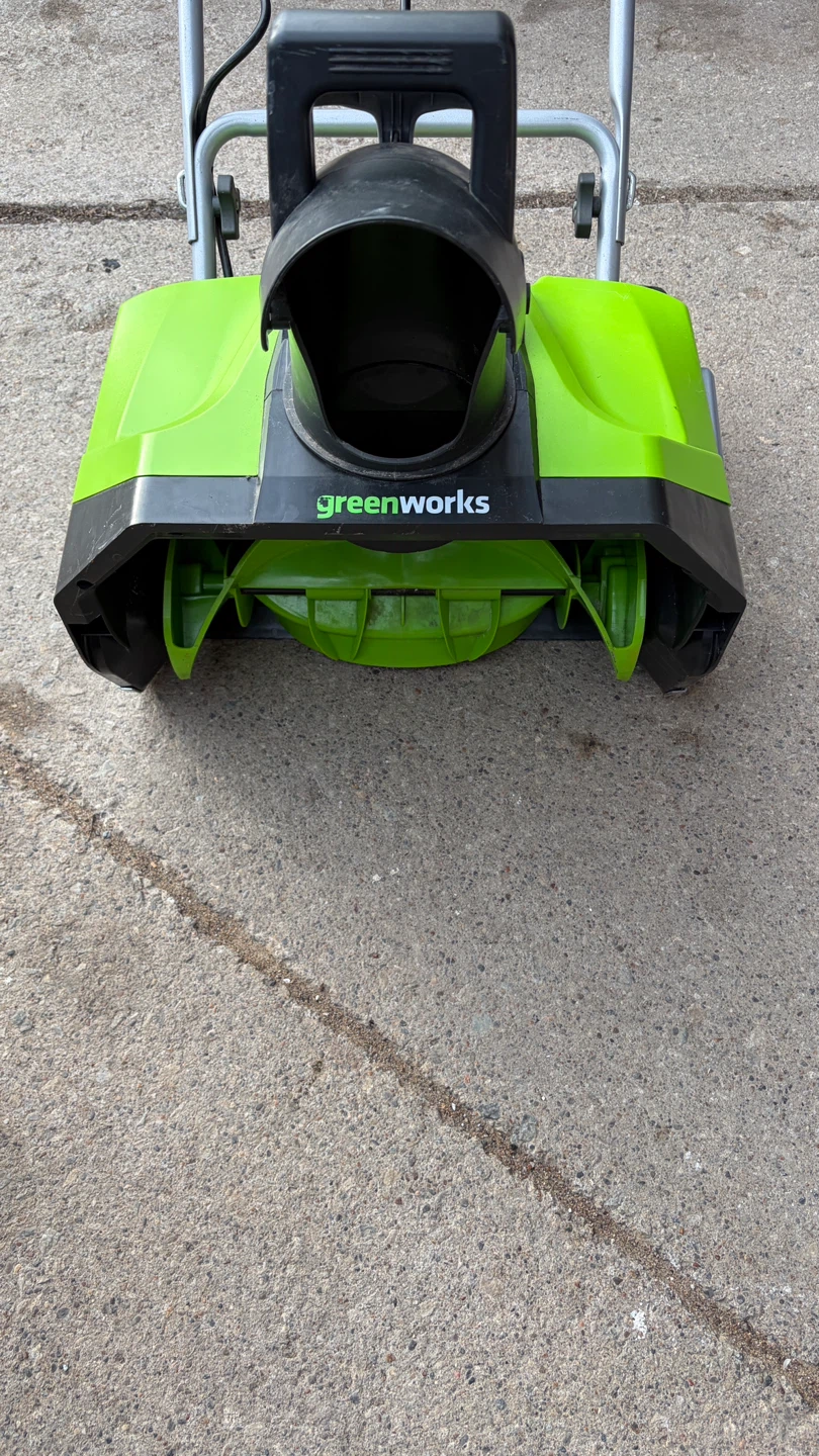 Greenworks 20-Inch Electric Snow Blower - photo 4