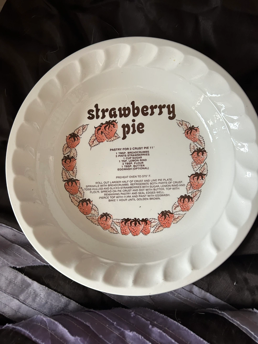 Strawberry Pie Baking Dish