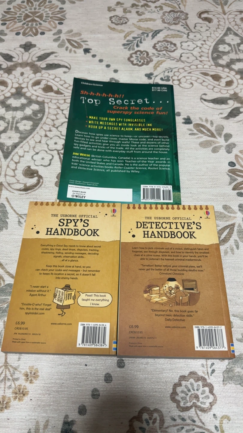 Usborne Official Spy and Detective Handbooks Lot - photo 2