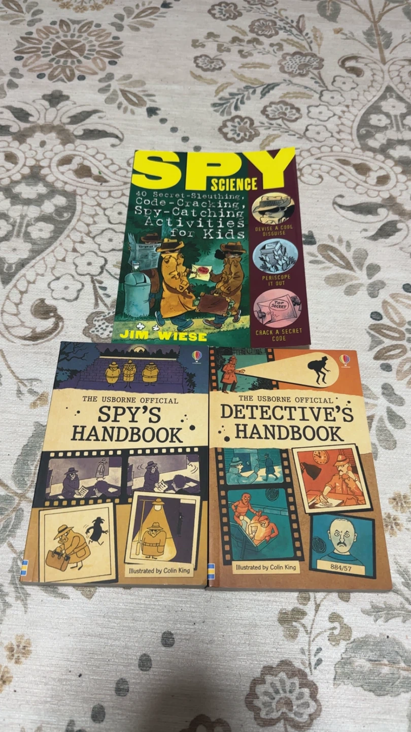 Usborne Official Spy and Detective Handbooks Lot