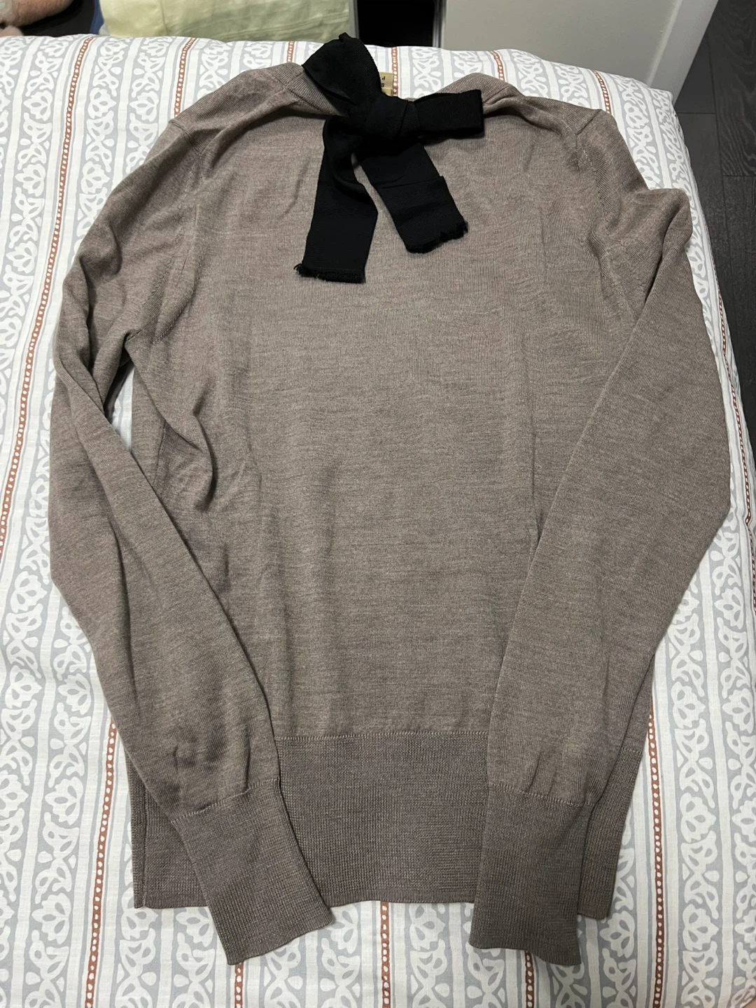 Burberry London Super Fine Merino Wool Sweater - Size S - photo 3