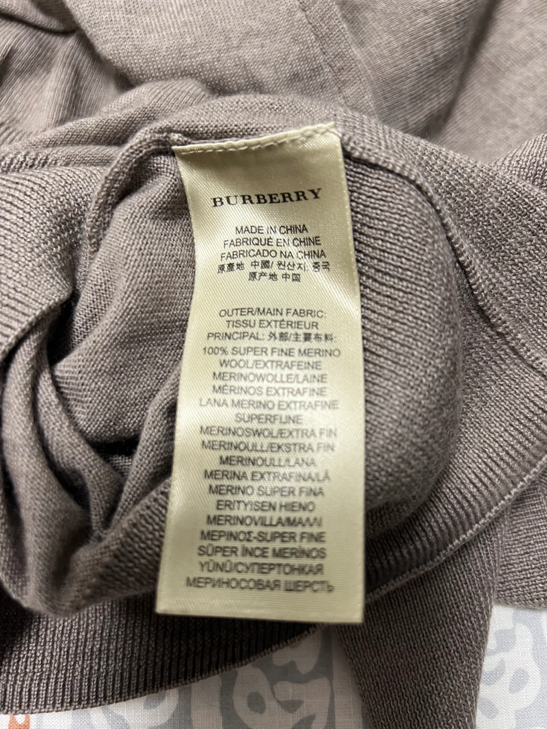 Burberry London Super Fine Merino Wool Sweater - Size S - photo 4