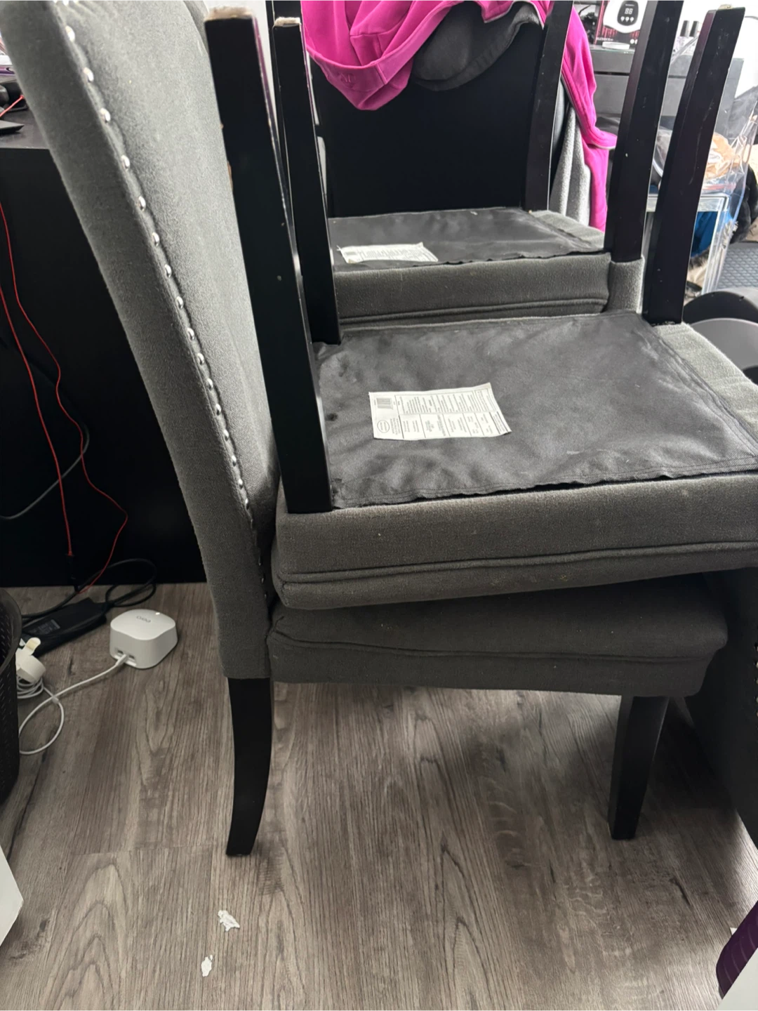4 Free dining chairs - photo 2