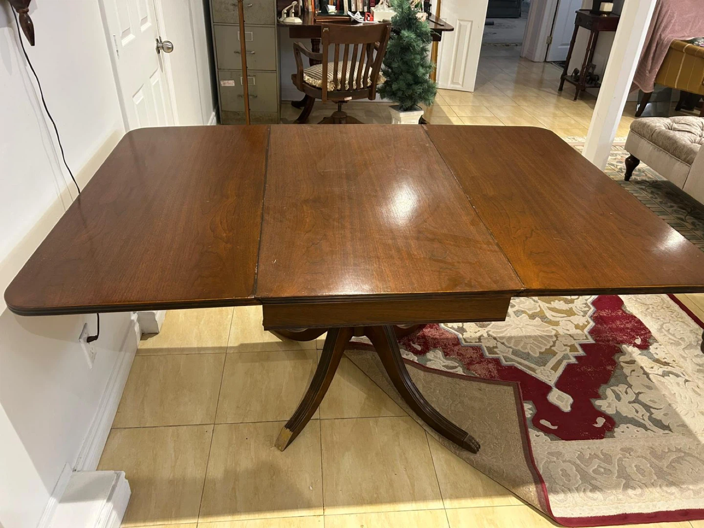 Drop Leaf Dining Table - Mahogany Finish