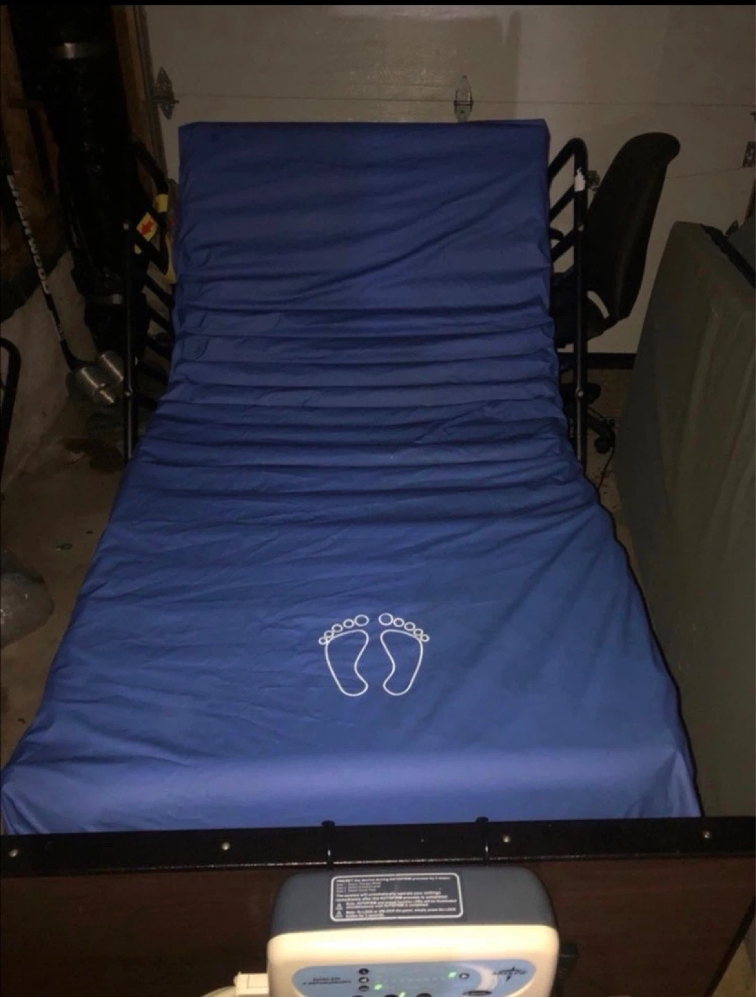 I deliver! Hospital bed + Low Air Loss Mattress - photo 2