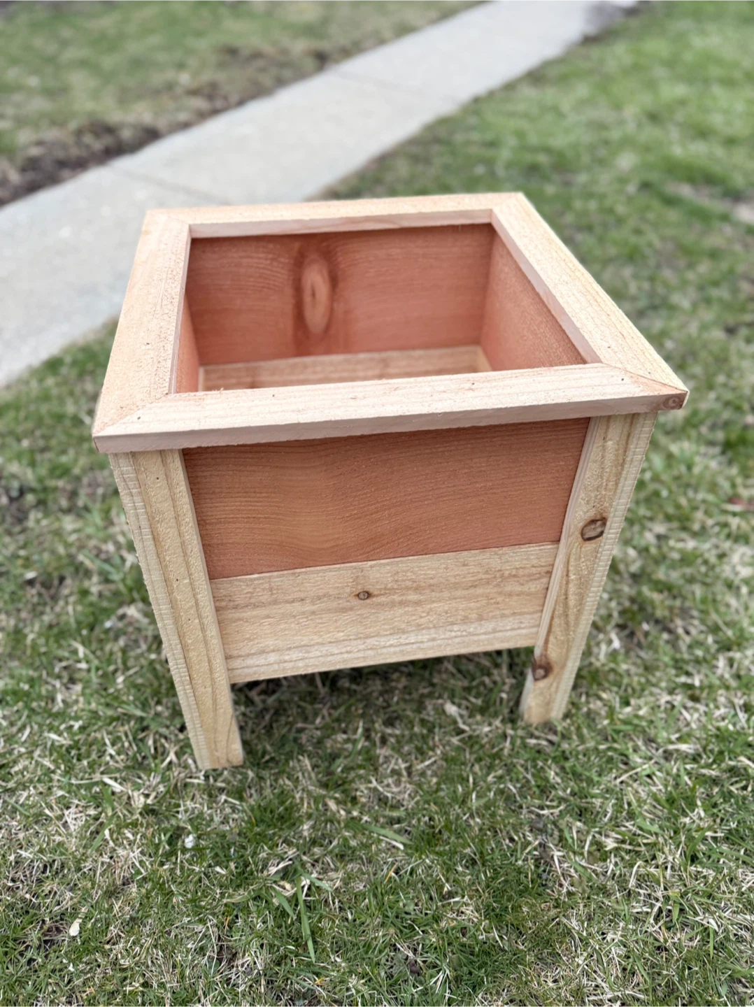 Modern Cedar Planter Box – Handmade – Ready Today - photo 4
