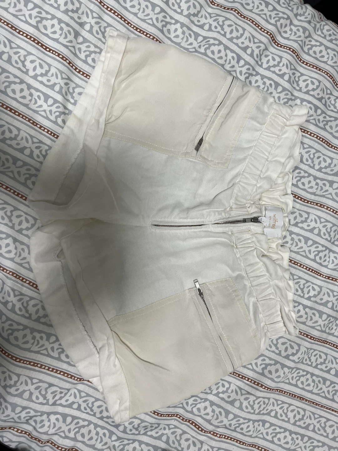 Wilfred White Linen Blend Shorts Size 4