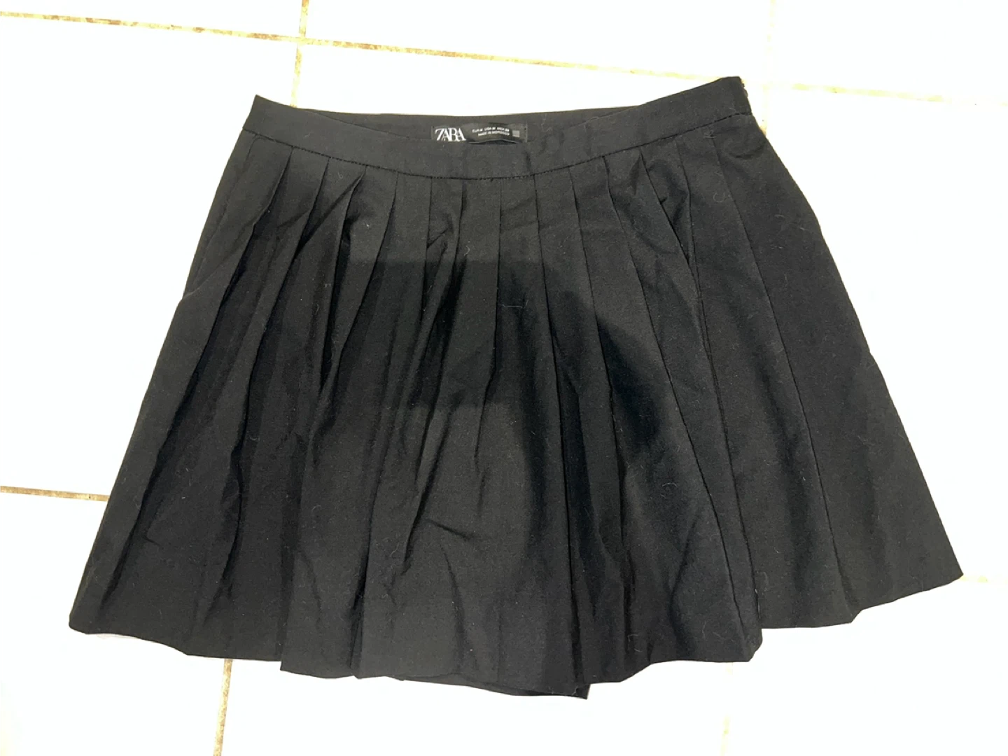 Zara Black Pleated Mini Skirt - Size M