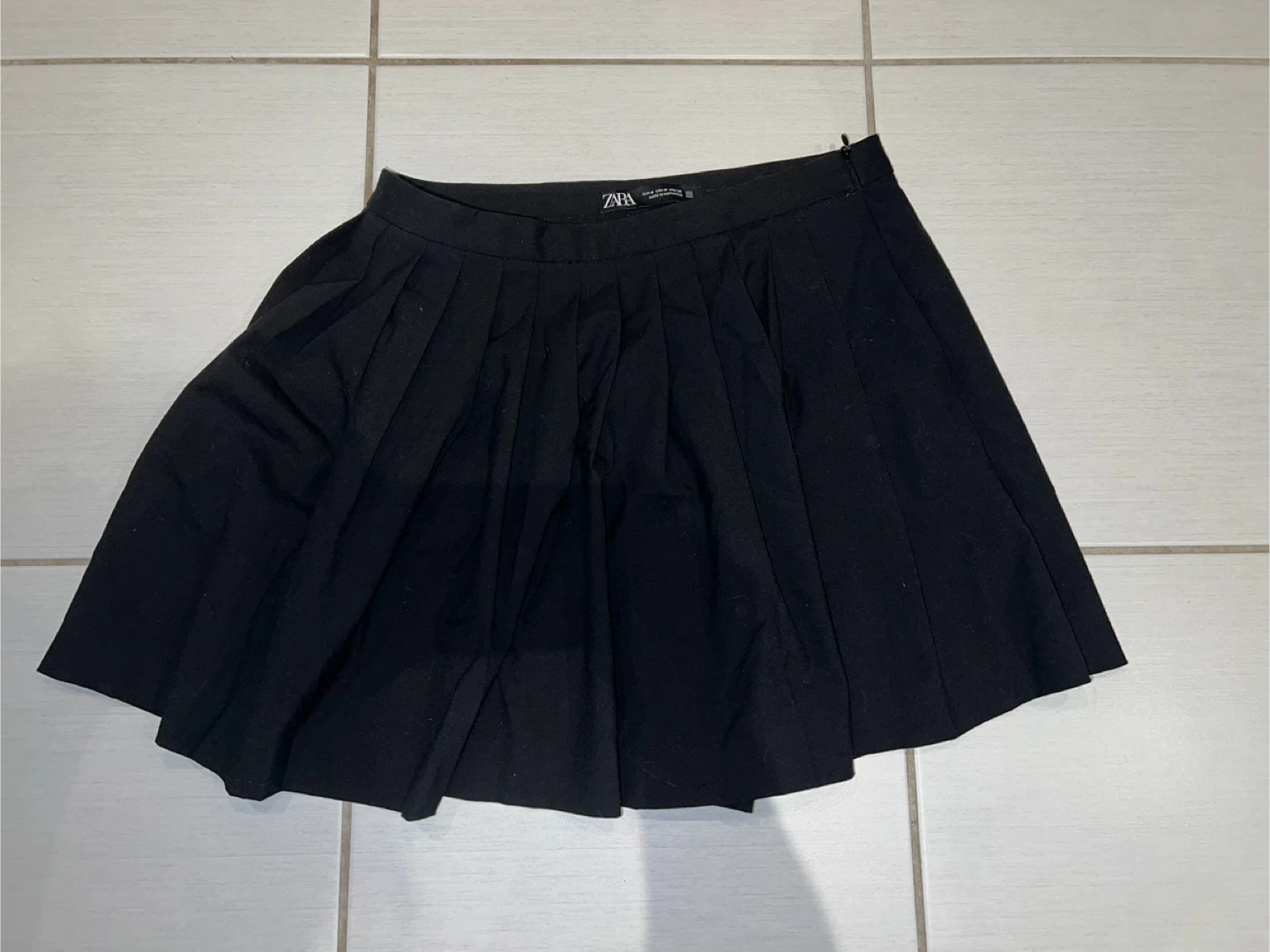 Zara Black Pleated Mini Skirt - Size M - photo 2