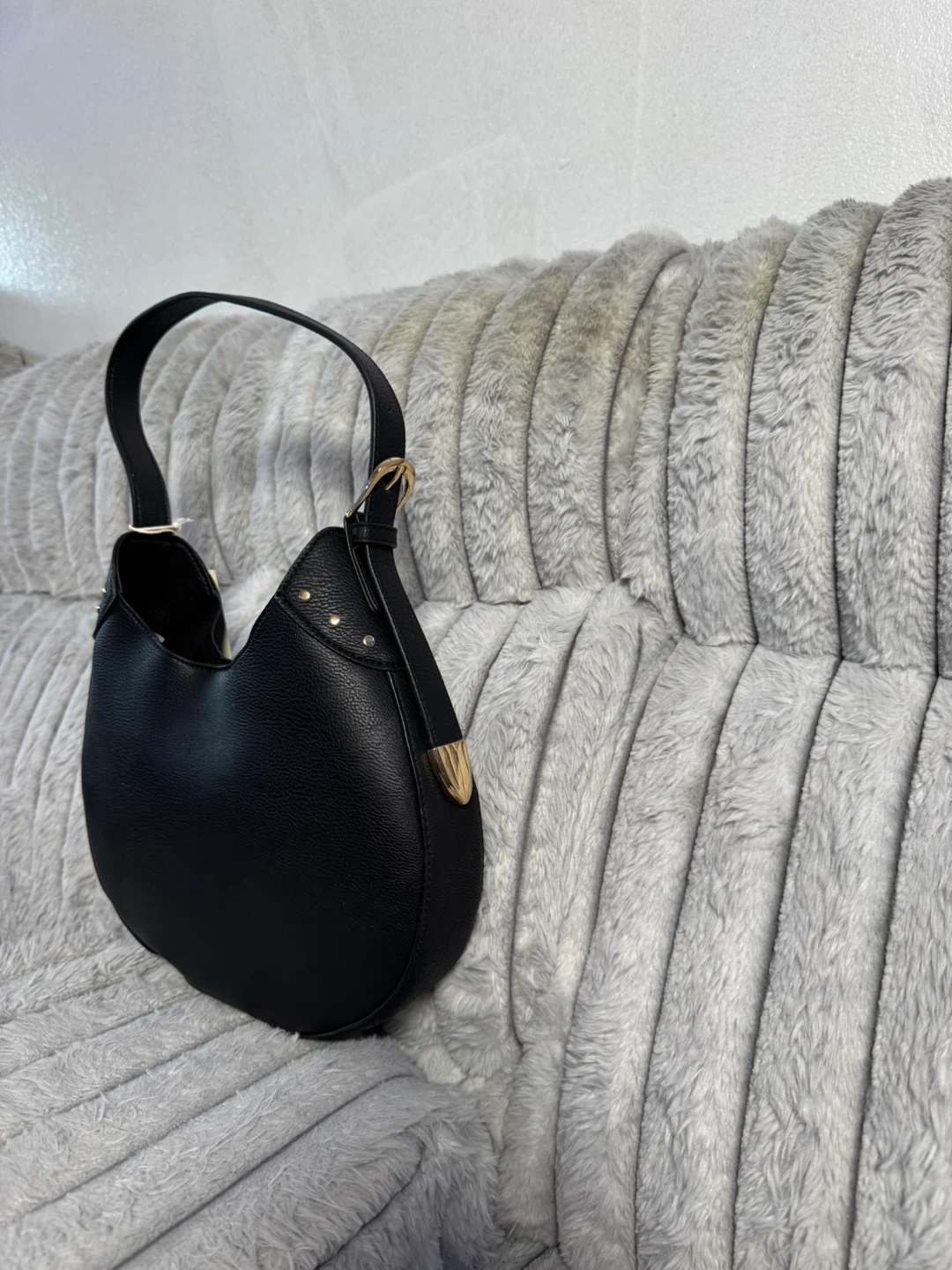 Universal Thread Black Hobo Shoulder Bag - photo 2