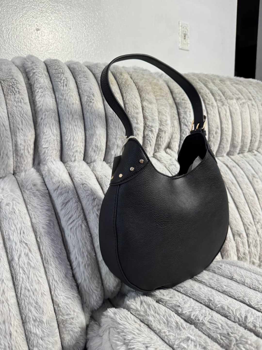 Universal Thread Black Hobo Shoulder Bag - photo 3