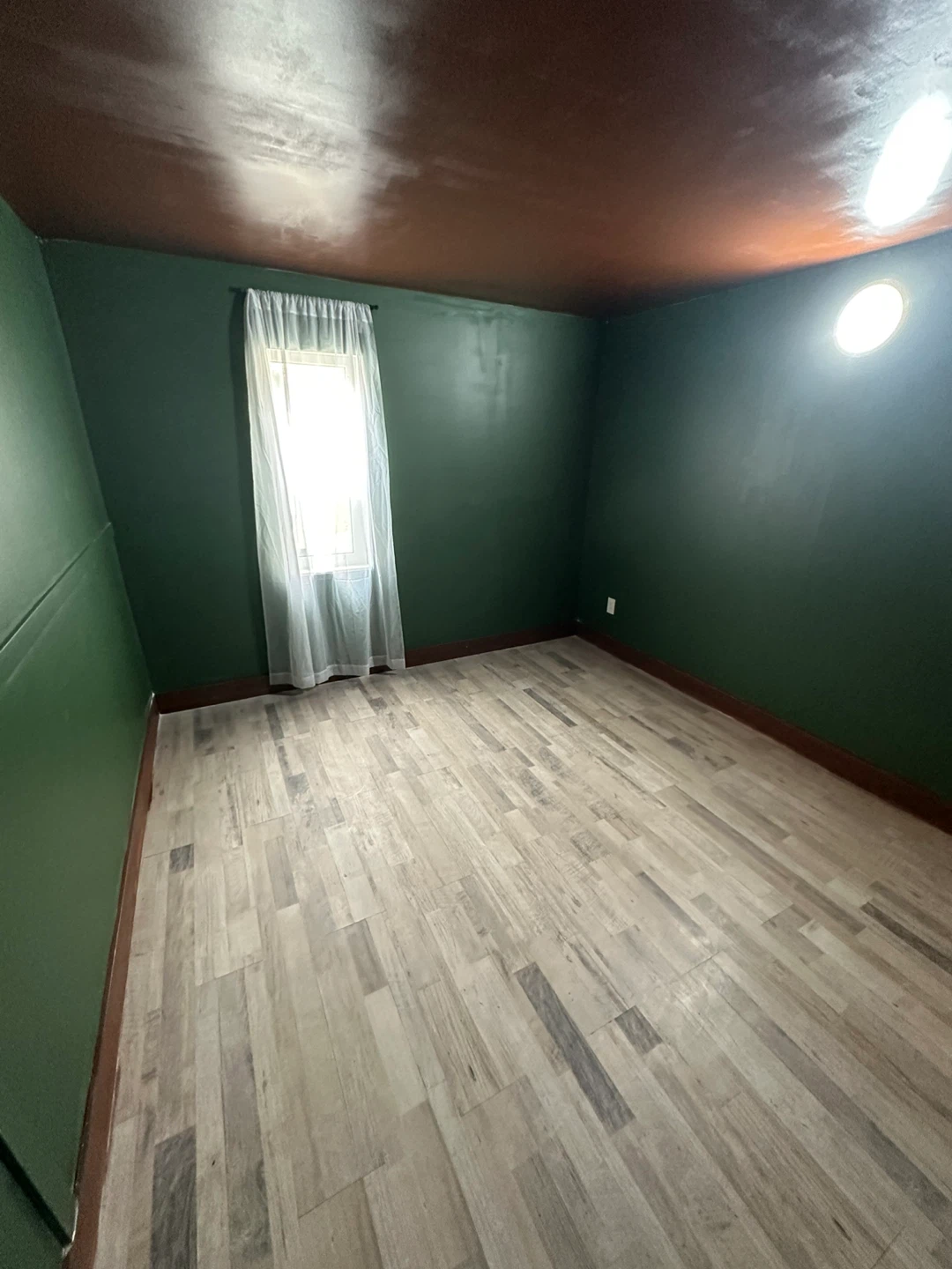 Spacious 2-Bedroom Suite for Rent – Prime Abbotsford Location - photo 2