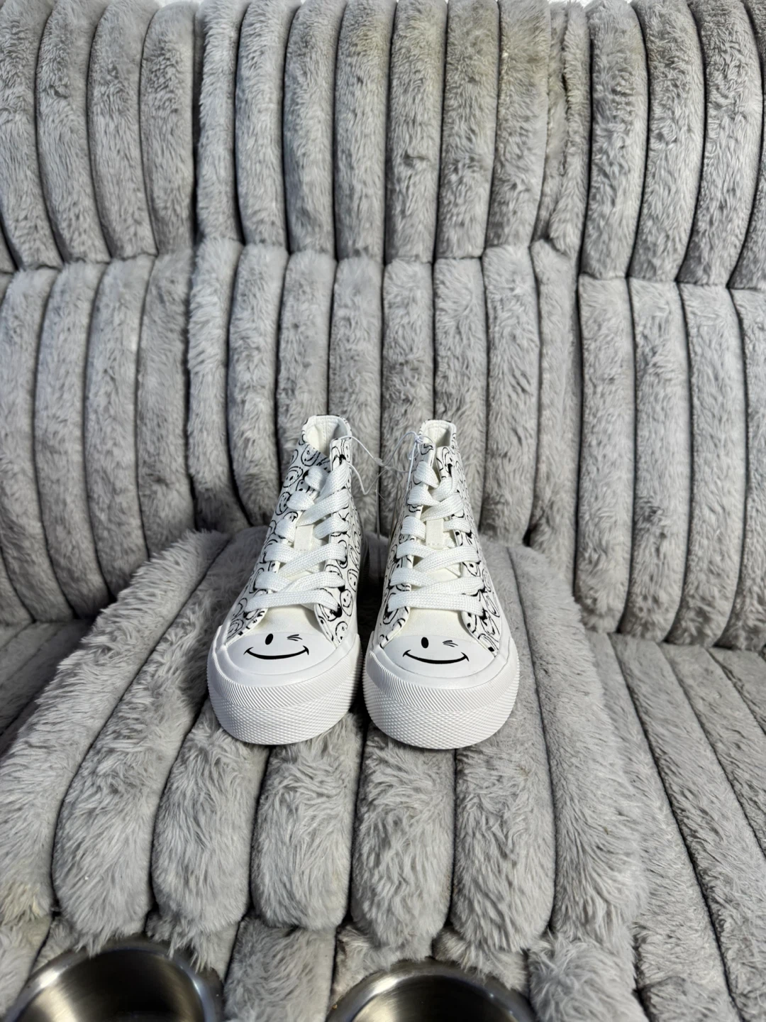 Joe Boxer White Smiley Face High Top Sneakers Size 13 - photo 4