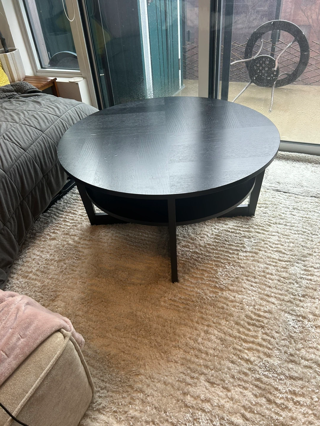 Black Round Coffee Table - photo 2