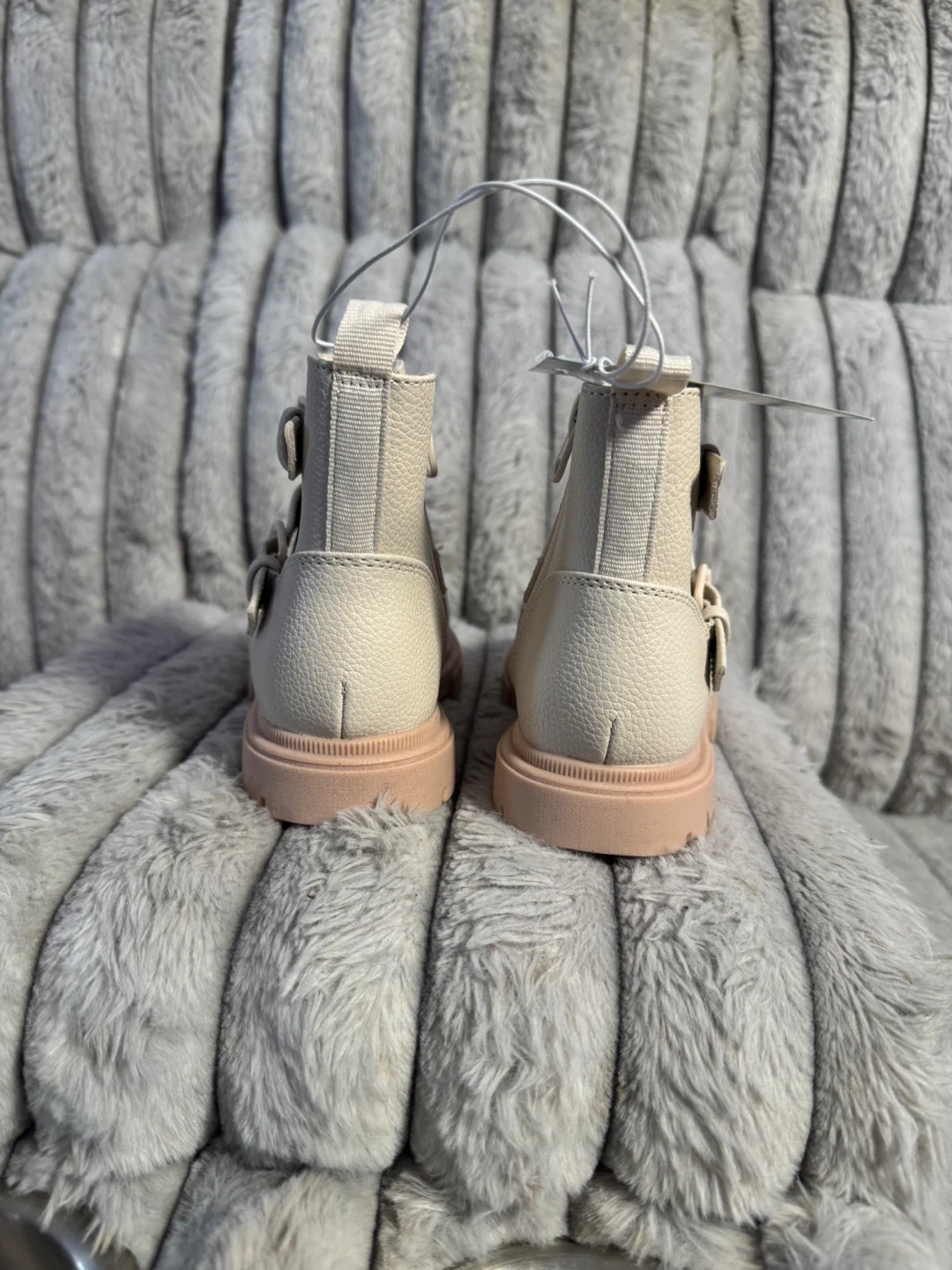 Cat & Jack Cream Combat Boots Toddler Size 11 - photo 3