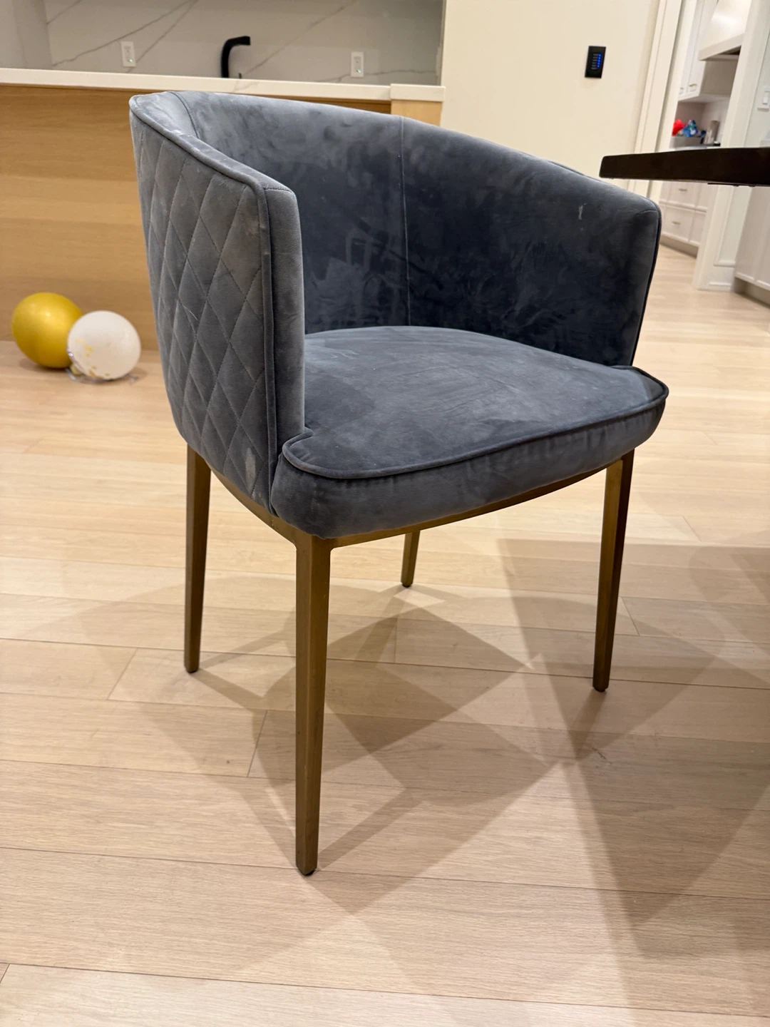 Grey Velvet Accent Chair with Quilted Back - photo 3