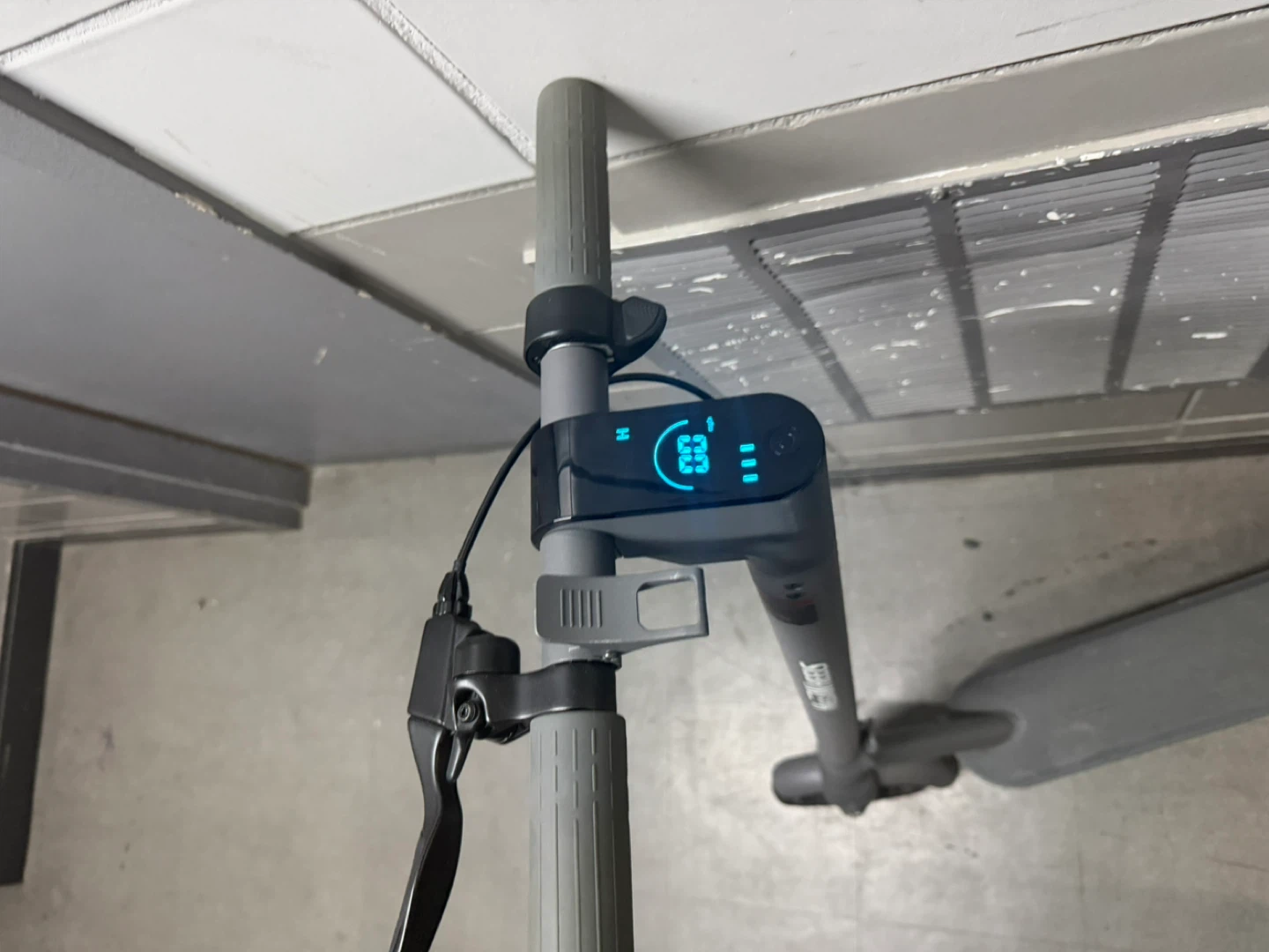 MEGAWHEELS Electric Scooter