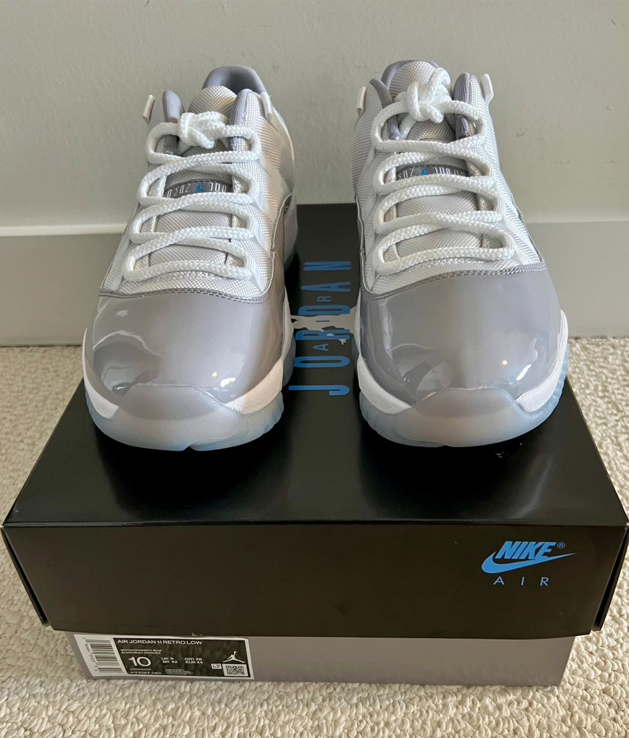 Air Jordan 11 Retro Low Cement Grey - photo 2
