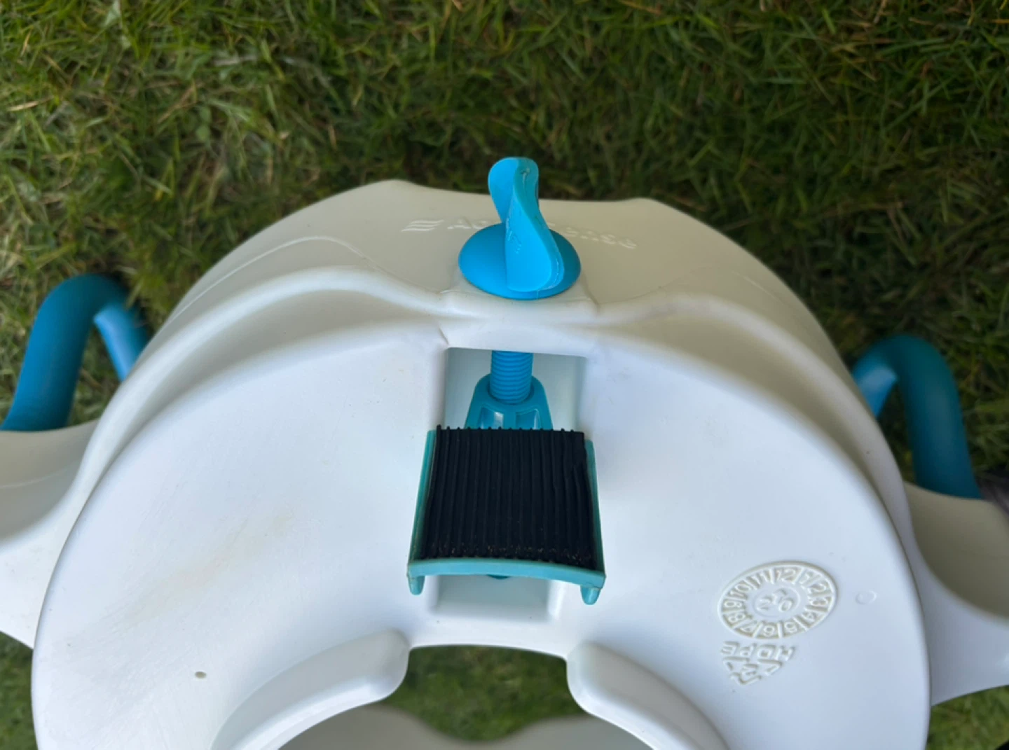 AquaSense Toilet Seat Raiser with Handles 🥕 - photo 5