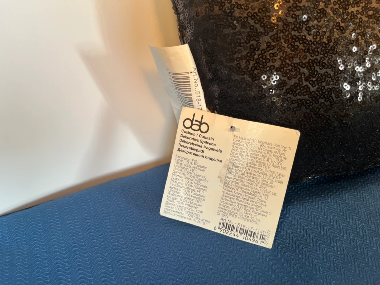 Dab Elfrida Black Sequin Cat Face Cushion - photo 4