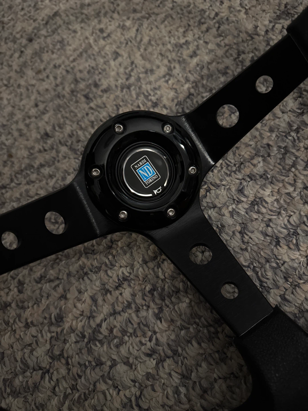 Aftermarket steering wheel - photo 3