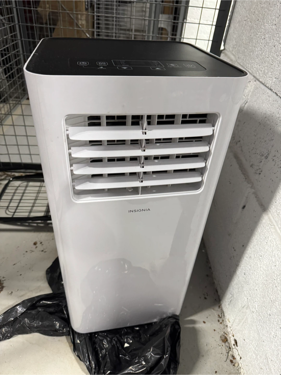 Insignia Portable Air Conditioner NS-AC10PWH5-C