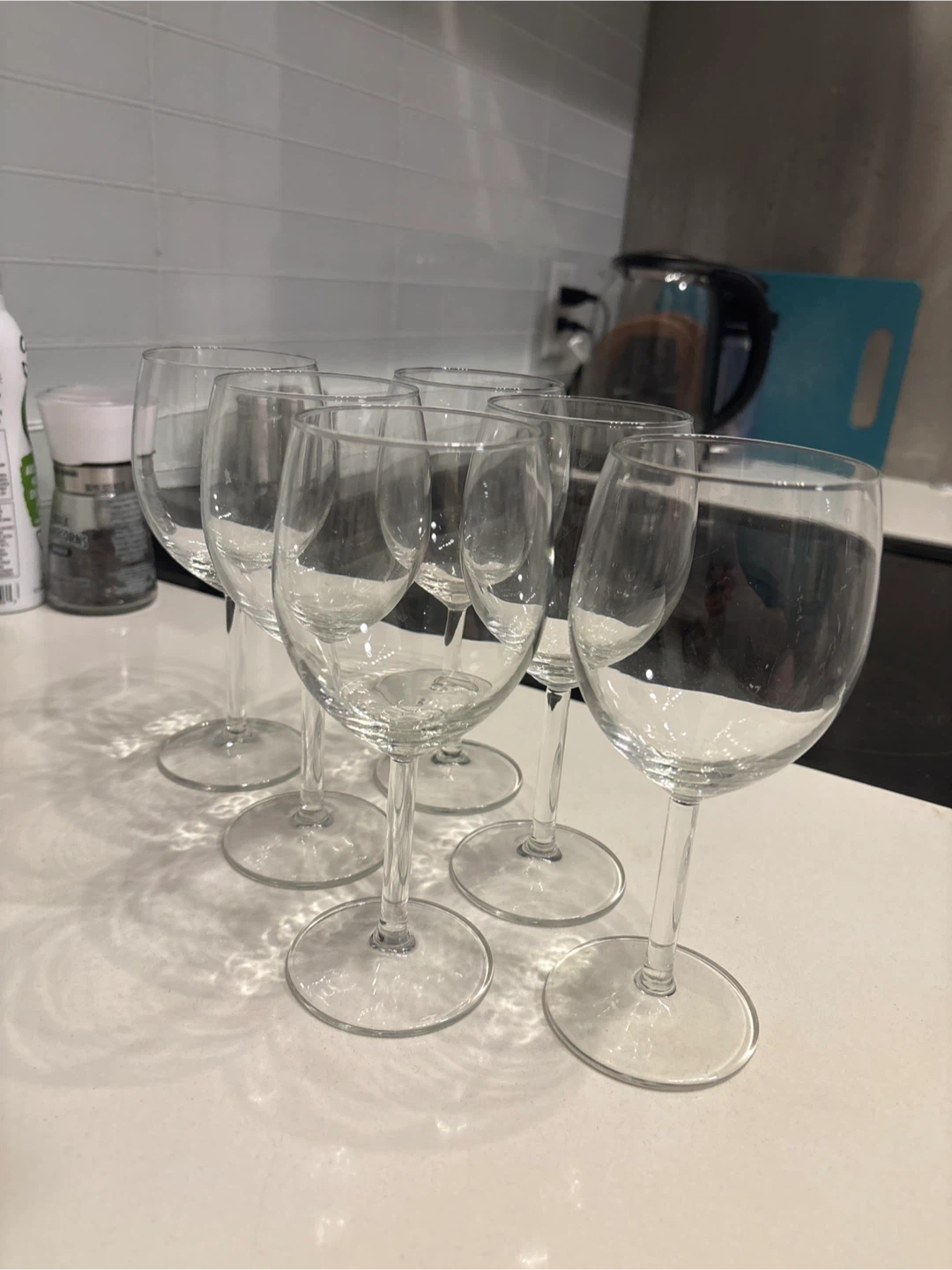 Set of 6 Clear Wine Glasses - photo 2