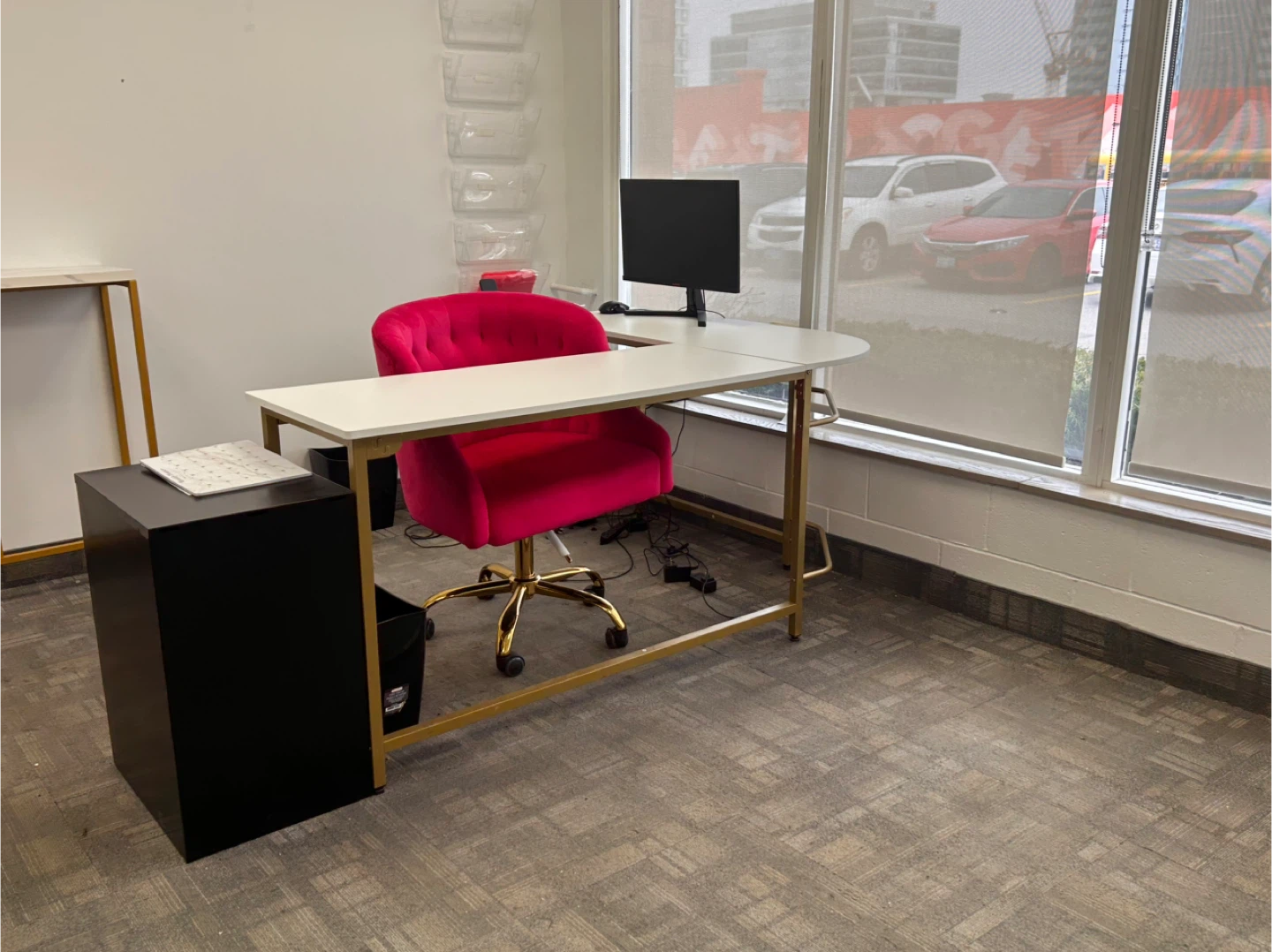 White L-Shaped Desk with Gold Frame - photo 2