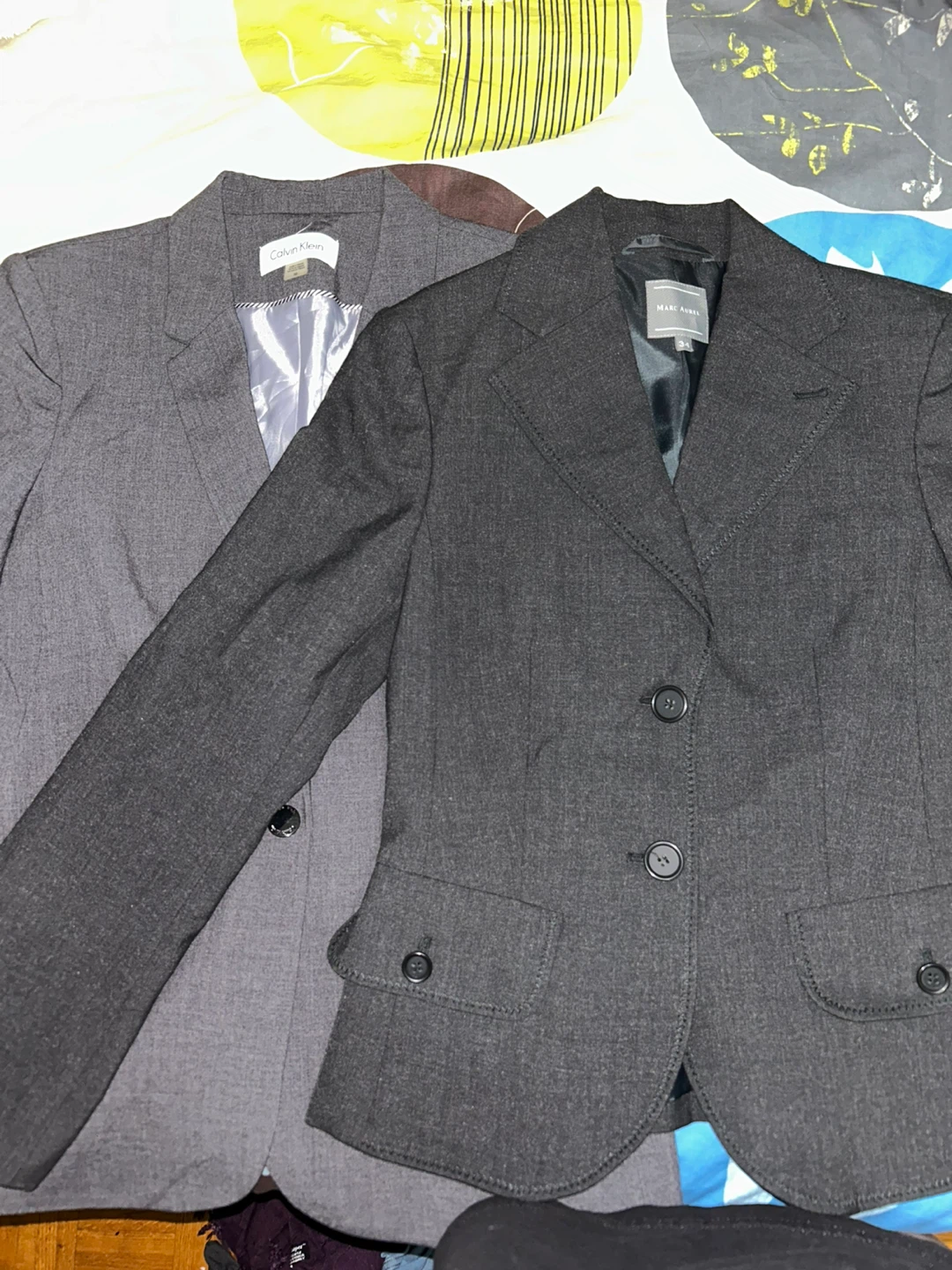 RUSH SALE - 10pcs Random Preloved Clothes Bundle - photo 5