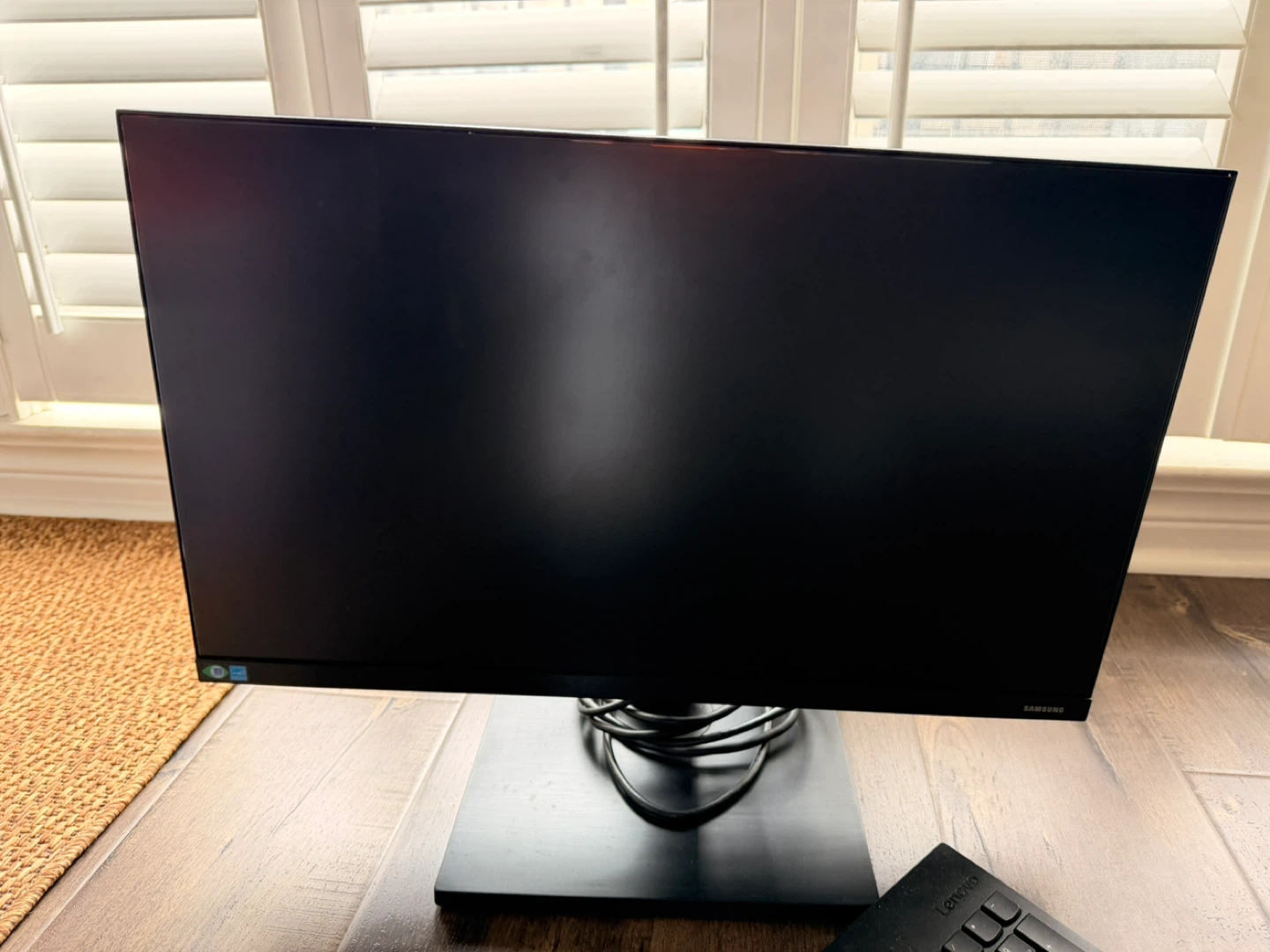 Samsung 24” Monitor with Lenovo Keyboard - photo 2