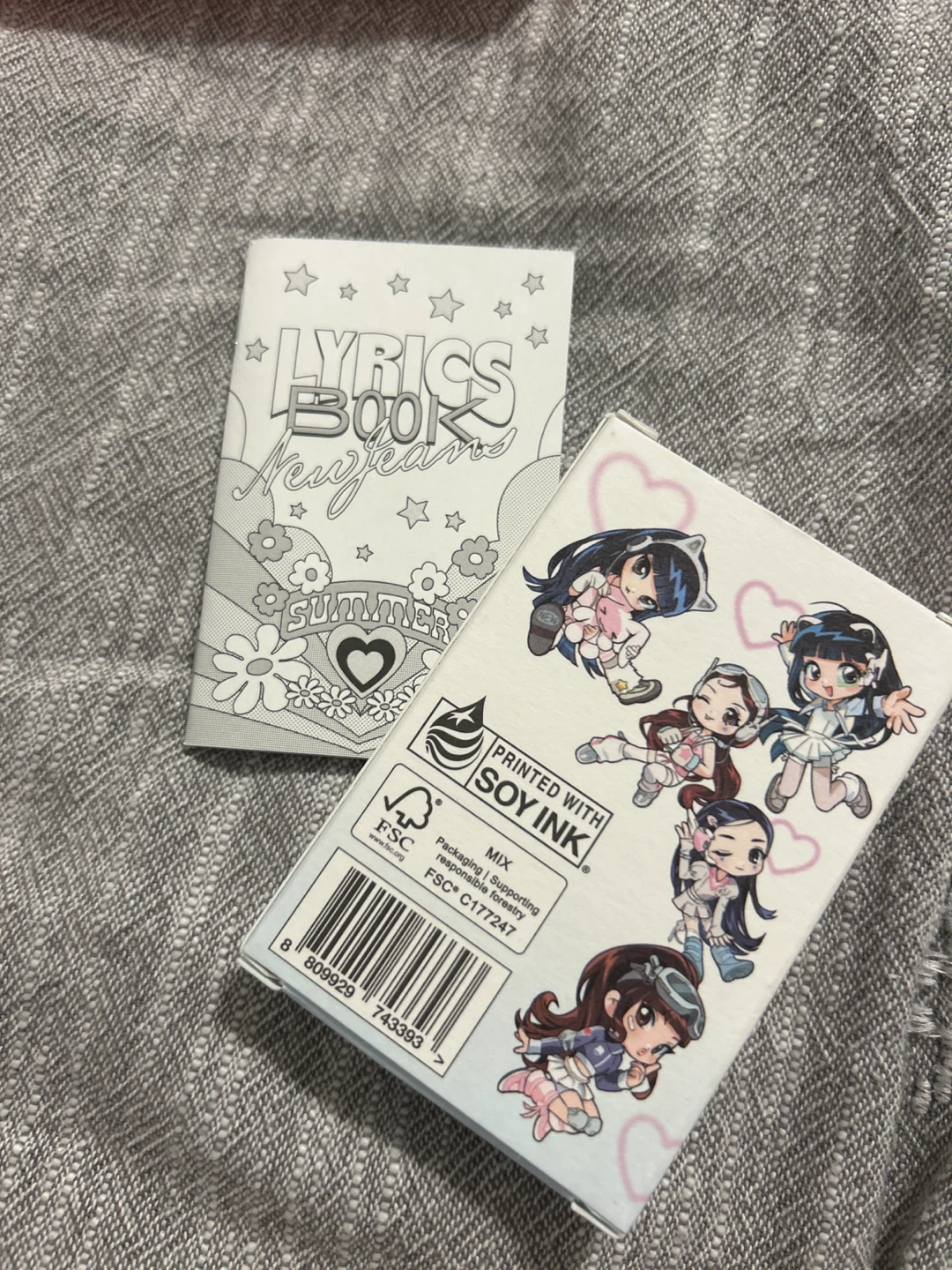NewJeans 2nd EP Weverse Albums Ver. Photobook - photo 3