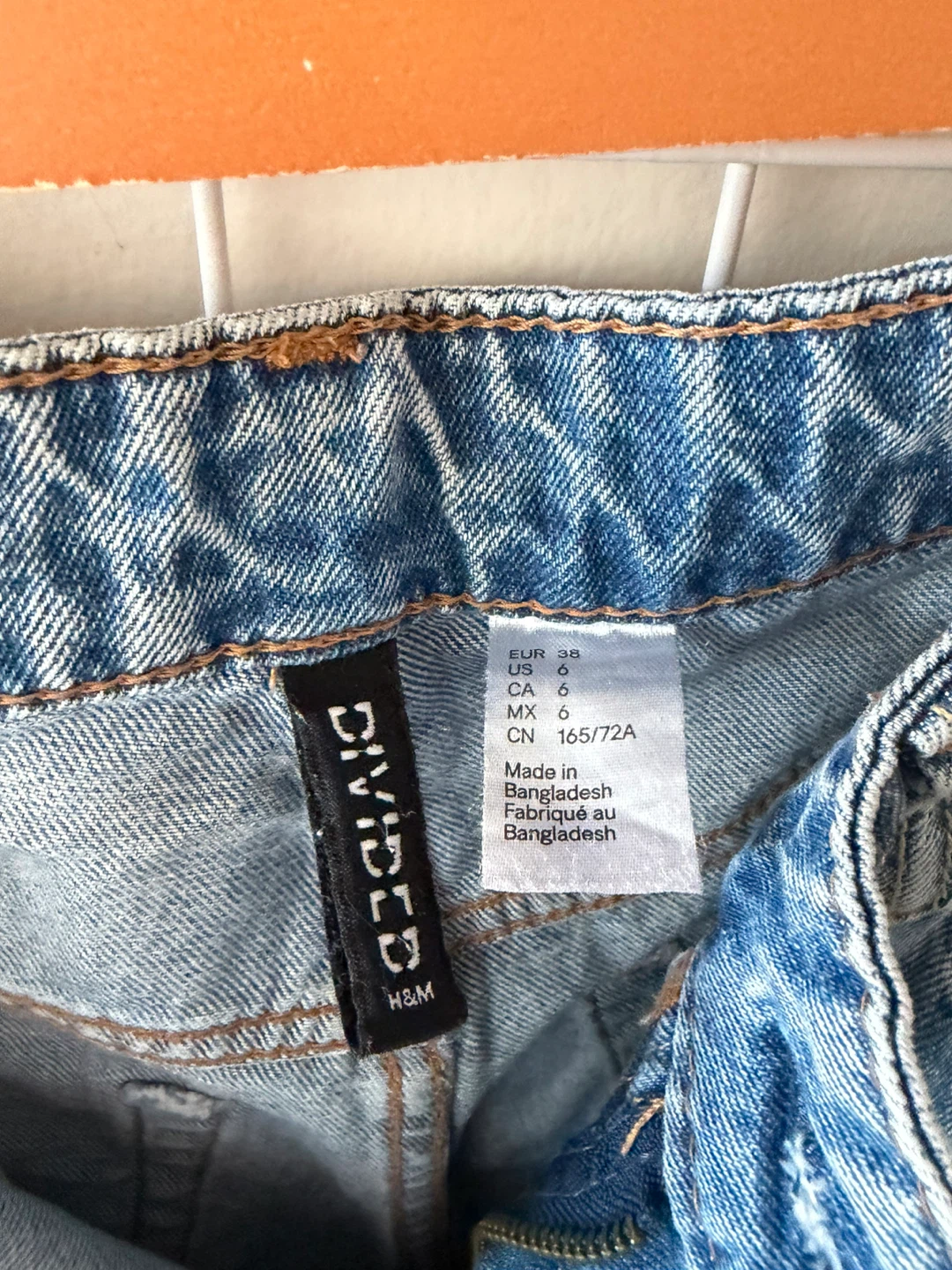 Divided H&M Blue Wash Wide Leg Jeans, Size 6 - photo 3