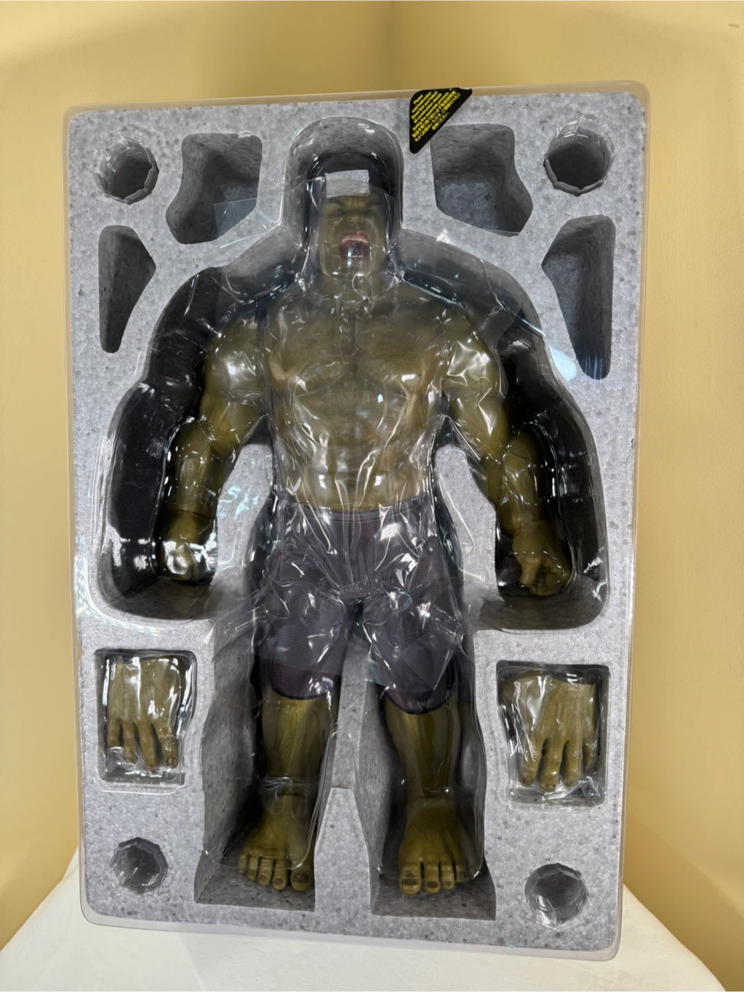 Marvel Avengers Age of Ultron Hulk Figure