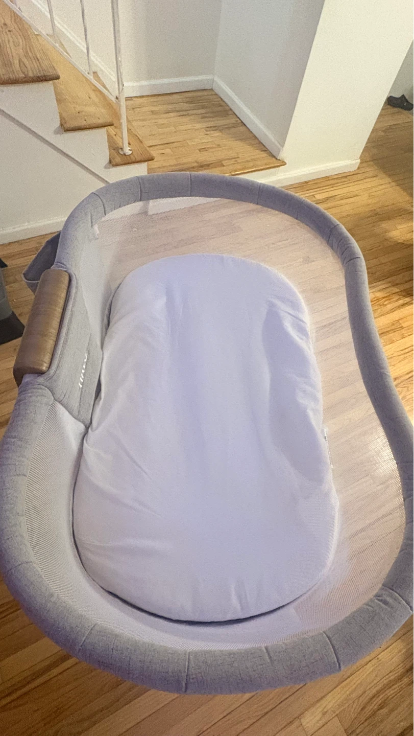 Halo Bassinest Swivel Sleeper - photo 4