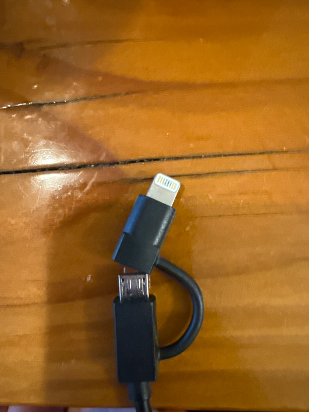 Car Charger with Lightning and Micro USB Cable - photo 2