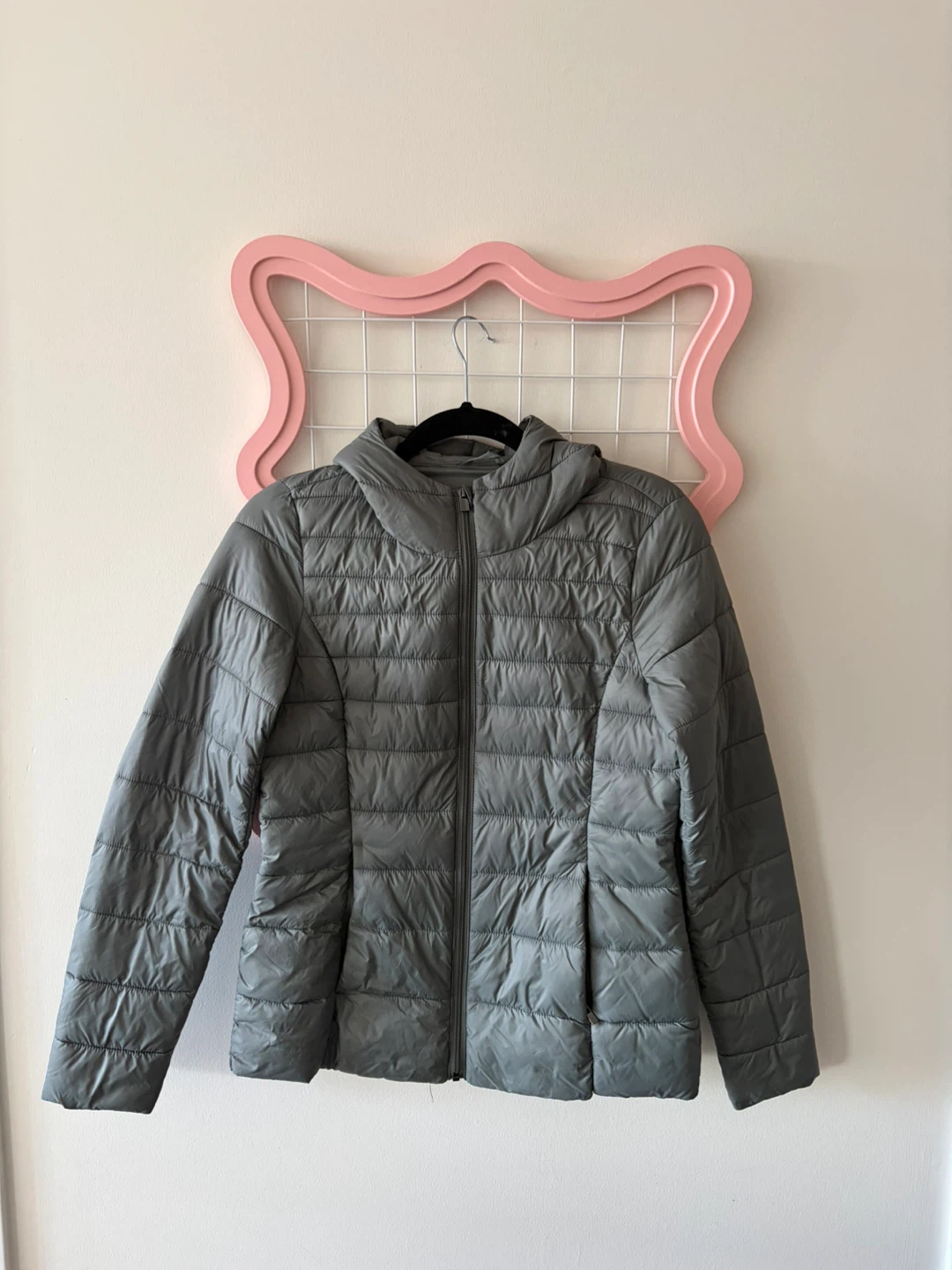 Reitmans Green Puffer Jacket, Size S