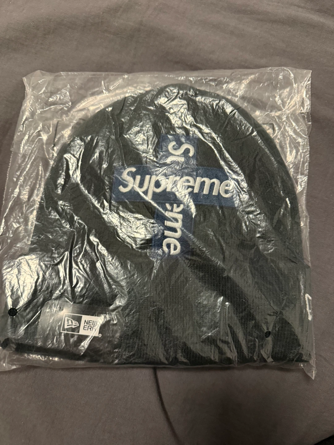 Supreme Box Logo Beanie - Black