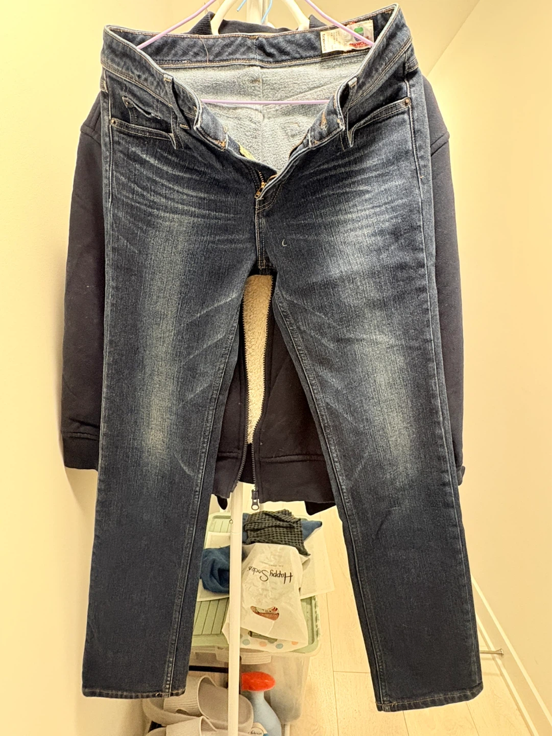 Straight Jeans